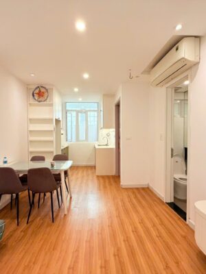 NHÀ THIẾT KẾ CỰC ĐẸP TRUNG TÂM Q.BA ĐÌNH- THOÁNG SÁNG – NHÀ SẴN NỘI THẤT XỊN SÒ ĐỂ LẠI TOÀN BỘ