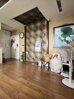 Căn góc 2 mặt thoáng vĩnh viễn, ngập tràn ánh sáng tự nhiên. Nhà đẹp, full nội thất, ở ngay.