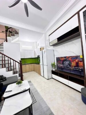 💥Ô TÔ ĐỖ CỬA 10M -TRUNG TÂM QUẬN CẦU GIẤY – NHÀ ĐẸP Ở NGAY – MẶT TIỀN ĐẸP- FULL NỘI THẤT – HIẾM KHÓ TÌM💥