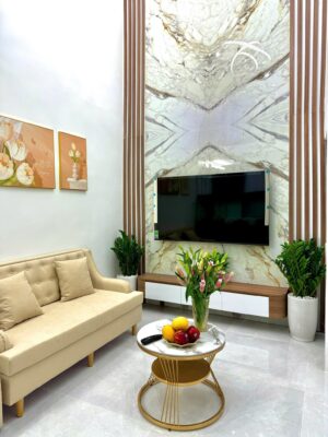 TRUNG TÂM ĐỐNG ĐA NGÃ TƯ SỞ – 4 TẦNG – 3 NGỦ-2 MẶT THOÁNG – ÔTÔ CÁCH NHÀ VÀI BƯỚC CHÂN – XÁCH VALI VỀ Ở LUÔN