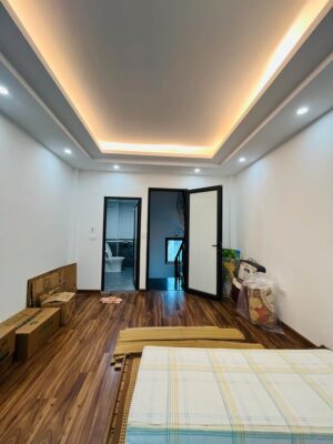 TRUNG TÂM HAI BÀ TRƯNG – NHỈNH 6 TỶ – NHÀ ĐẸP 5 TẦNG CÓ SÂN ĐỂ XE RIÊNG 3 NGỦ ĐỦ CÔNG NĂNG